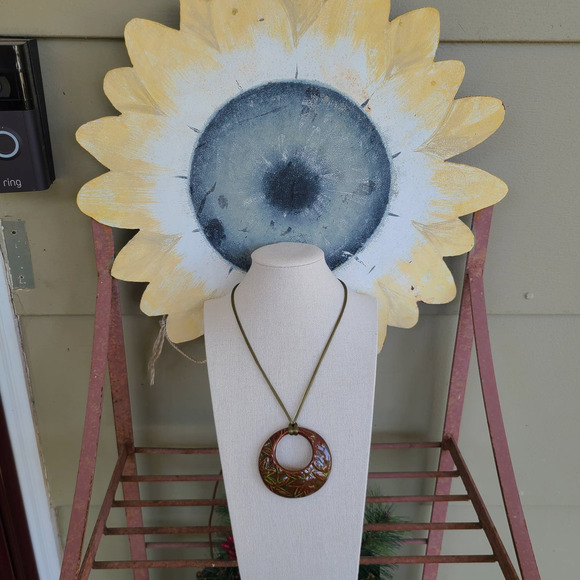 Ceramic Pendant Necklace with Silk Adjustable Rope Handmade Green Leaf Round 2" - Picture 1 of 8